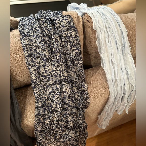 Scarves - Picture 3 of 3